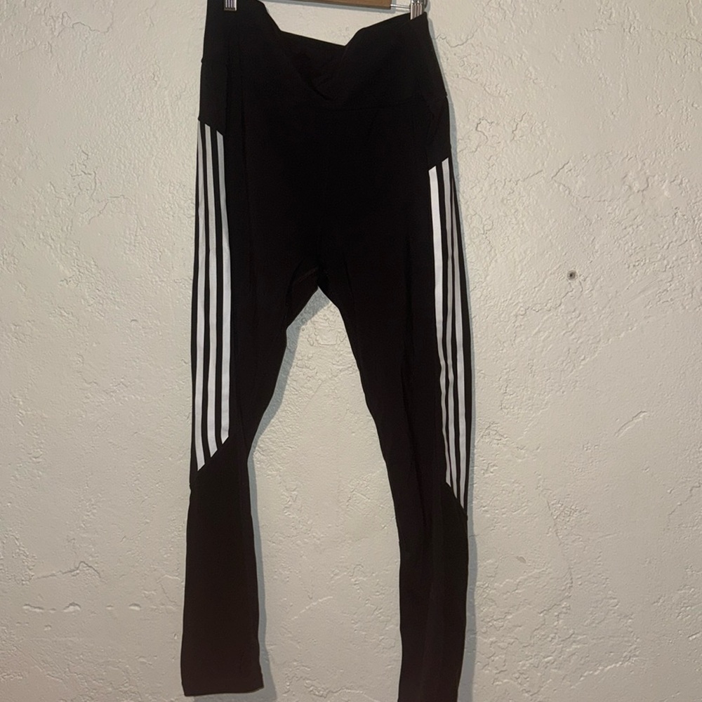Adidas athletic leggings